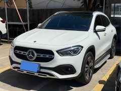 Mercedes-Benz GLA 200 - ფოტო 1