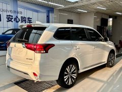 Mitsubishi Outlander 2.0L FWD Comfort 5-Seater - ფოტო 4