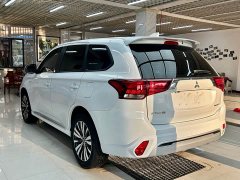 Mitsubishi Outlander 2.0L FWD Comfort 5-Seater - ფოტო 6