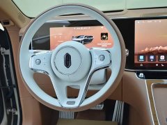 Li Auto Zun S800 2025 Extended Range Starlight Executive Edition 4-Seater (192-line LiDAR) - ფოტო 10