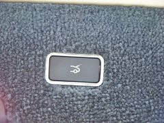 Li Auto Zun S800 2025 Extended Range Starlight Executive Edition 4-Seater (192-line LiDAR) - ფოტო 17