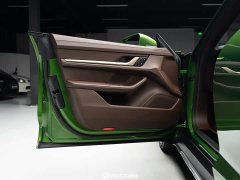 Porsche 2022 Taycan 4 Cross Turismo - ფოტო 13