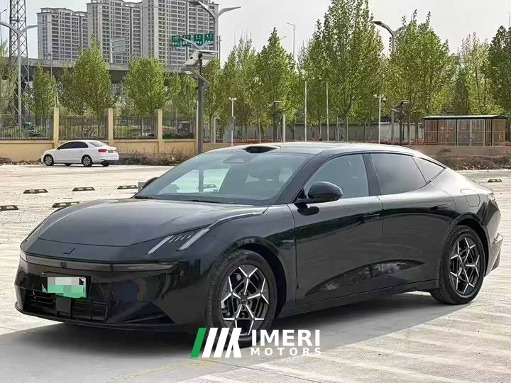 Lynk & Co Geely Lynk & Co 10 120 AWD Ultra - ავტომობილი ჩინეთიდან