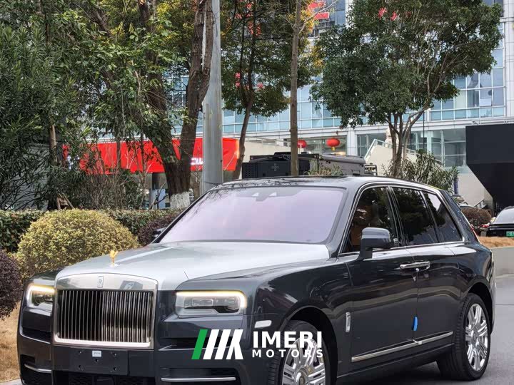 Rolls-Royce Cullinan 2018 Four-Seater
