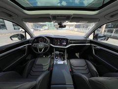 Volkswagen Touareg 3.0TSI Ruixiang Classic Sport Package - ფოტო 11