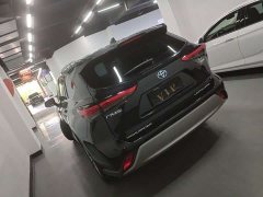 Toyota Highlander Hybrid 2.5L AWD Premium 7-Seater - ფოტო 7
