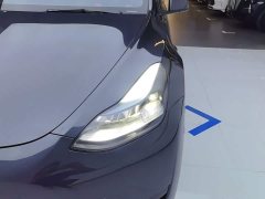 Tesla Model Y Rear-Wheel Drive - ფოტო 5