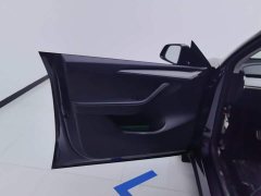 Tesla Model Y Rear-Wheel Drive - ფოტო 7