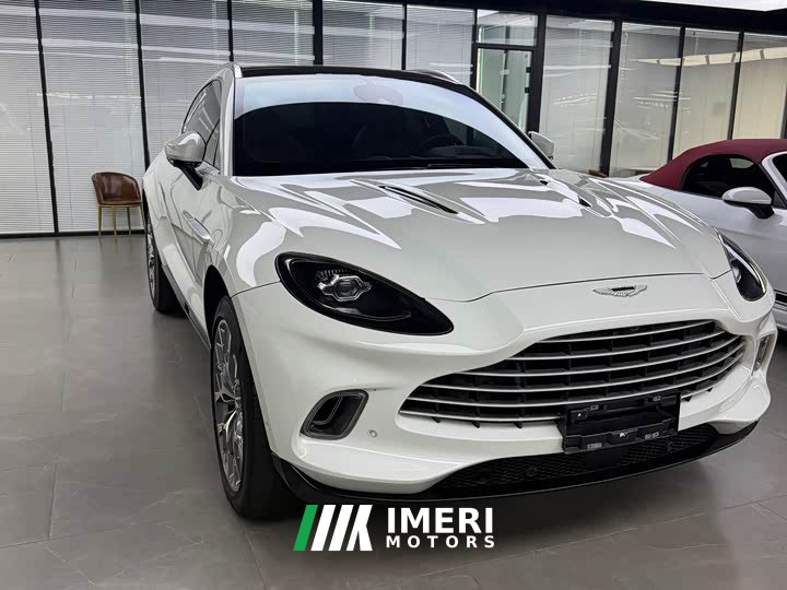 Aston Martin DBX 2023 4.0T V8 - ავტომობილი ჩინეთიდან