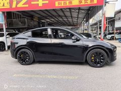 Tesla Model Y Standard Range RWD - ფოტო 4