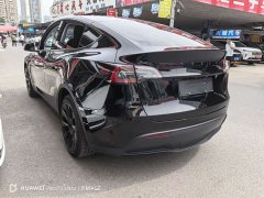 Tesla Model Y Standard Range RWD - ფოტო 7