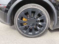 Tesla Model Y Standard Range RWD - ფოტო 9
