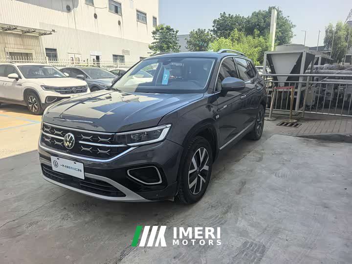 Volkswagen Tharu Taos 300TSI FWD Luxury Plus Advanced Edition