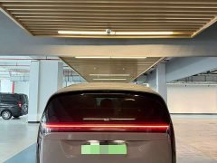 Li Auto Li Xiang MEGA Ultra - ფოტო 8