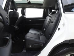Toyota Highlander 2.0T AWD Premium 7-Seater - ფოტო 14