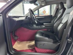 Tesla Model Y Rear-Wheel Drive - ფოტო 7