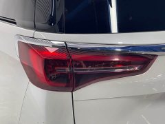 Buick GL8 ES Luxe Enjoyment Edition - ფოტო 20