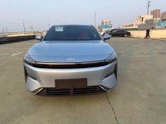 Geely Galaxy L6 EM-i 140km Starship Edition - ფოტო 2