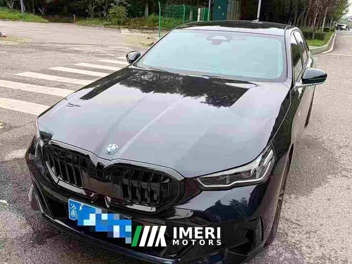 BMW 5 Series 530Li Premier M Sport Package - ავტომობილი ჩინეთიდან
