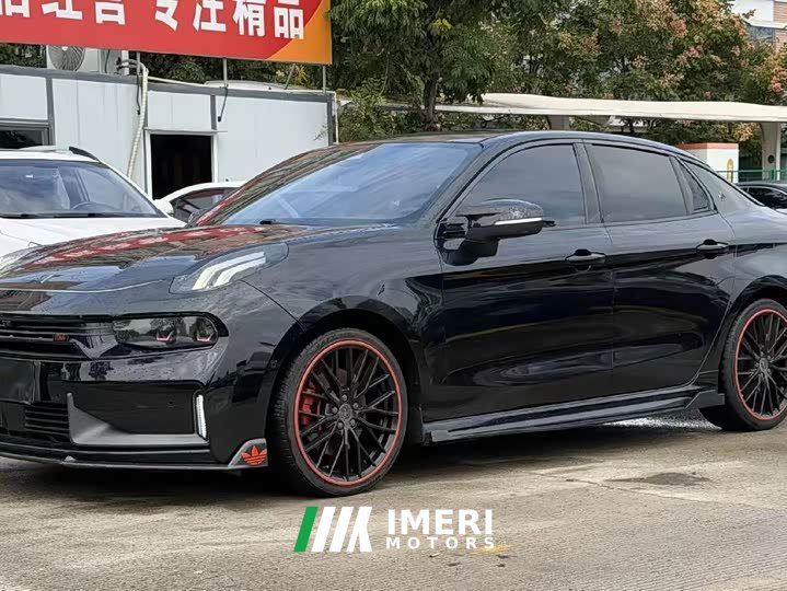 Lynk & Co 03 2.0T Diesel Automatic Champion Custom Edition