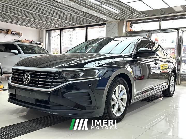 Volkswagen Passat 280TSI Elite - ავტომობილი ჩინეთიდან