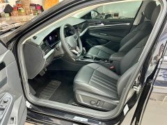 Volkswagen Passat 280TSI Elite - ფოტო 8