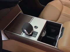 Land Rover Range Rover 3.0 L6 400PS Extended Wheelbase 7-Seater - ფოტო 9