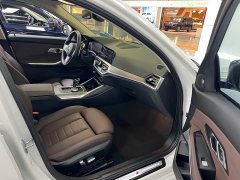 BMW 3 Series 325Li M Sport Night Edition Package - ფოტო 14