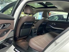 BMW 3 Series 325Li M Sport Night Edition Package - ფოტო 5
