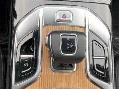 FAW Red Flag E-HS9 2022 690km Range Flagship Edition Six-Seater - ფოტო 16