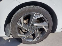 Hyundai Elantra 2022 1.5L CVT GLX Elite - ფოტო 13