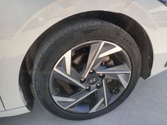Hyundai Elantra 2022 1.5L CVT GLX Elite - ფოტო 16