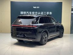 Li Auto L8 2023 Pro - ფოტო 3