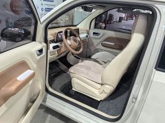 BMW Hongguang MINIEV 2024 Third Generation 215km Youth Edition - ფოტო 3