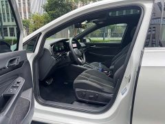 Volkswagen Golf 280TSI DSG R-Line Lite - ფოტო 4