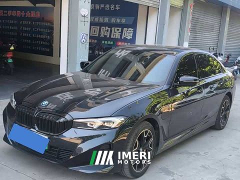 2024 BMW i3 eDrive 40 L Midnight Edition Package