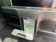 Lexus LM 2020 300h Four-Seat Royal Edition - ფოტო 13
