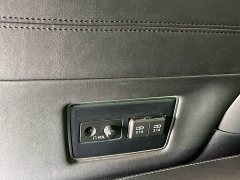 Lexus LM 2020 300h Four-Seat Royal Edition - ფოტო 20