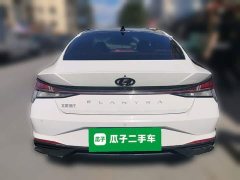 Hyundai Elantra 1.5L CVT Luxury - ფოტო 3