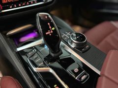 BMW 5 Series Facelift 530Li Premier M Sport Package - ფოტო 12