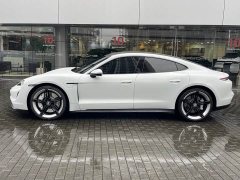 Porsche Taycan - ფოტო 9