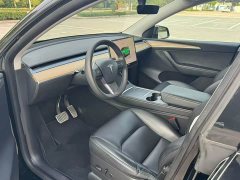 Tesla Model Y Long Range All-Wheel Drive - ფოტო 6