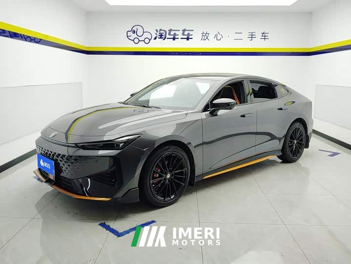 Changan UNI-V 2024 1.5T Premium Sport - ავტომობილი ჩინეთიდან