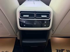 Li Auto L6 Pro - ფოტო 13