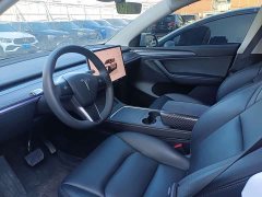 Tesla Model Y Rear-Wheel Drive - ფოტო 17