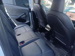 Tesla Model Y Rear-Wheel Drive - ფოტო 19