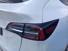 Tesla Model Y Rear-Wheel Drive - ფოტო 9