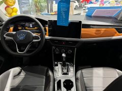 Volkswagen Bora 200TSI DSG Comfort Navigation Edition - ფოტო 12