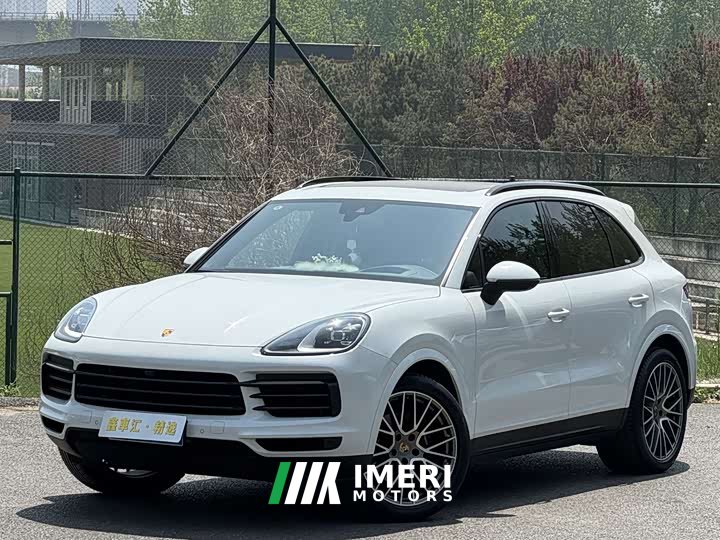 Porsche Cayenne 3.0T Platinum Edition