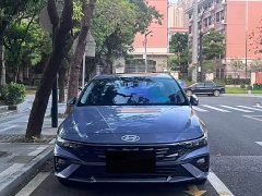 Hyundai Elantra 2023 1.5L CVT GLX Elite - ფოტო 2